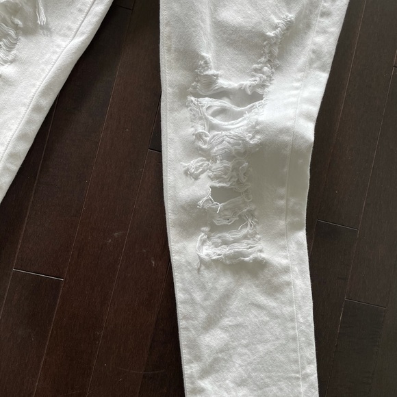 Guess Boyfriend Jeans - Picture 3 of 5